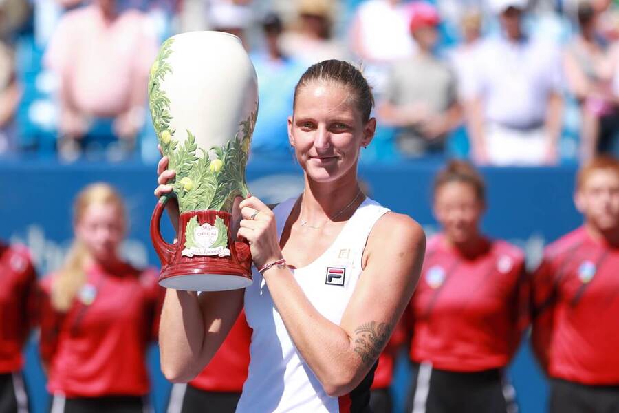 Česká tenistka Karolína Plíšková v roce 2016 vyhrála turnaj WTA 1000 Cincinnati