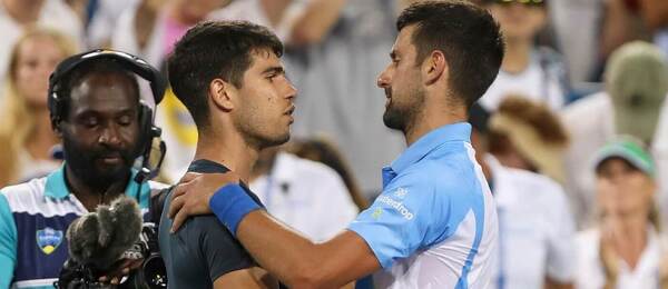 Carlos Alcaraz a Novak Djokovič sehráli famózní finále tenisového turnaje ATP Cincinnati 2023