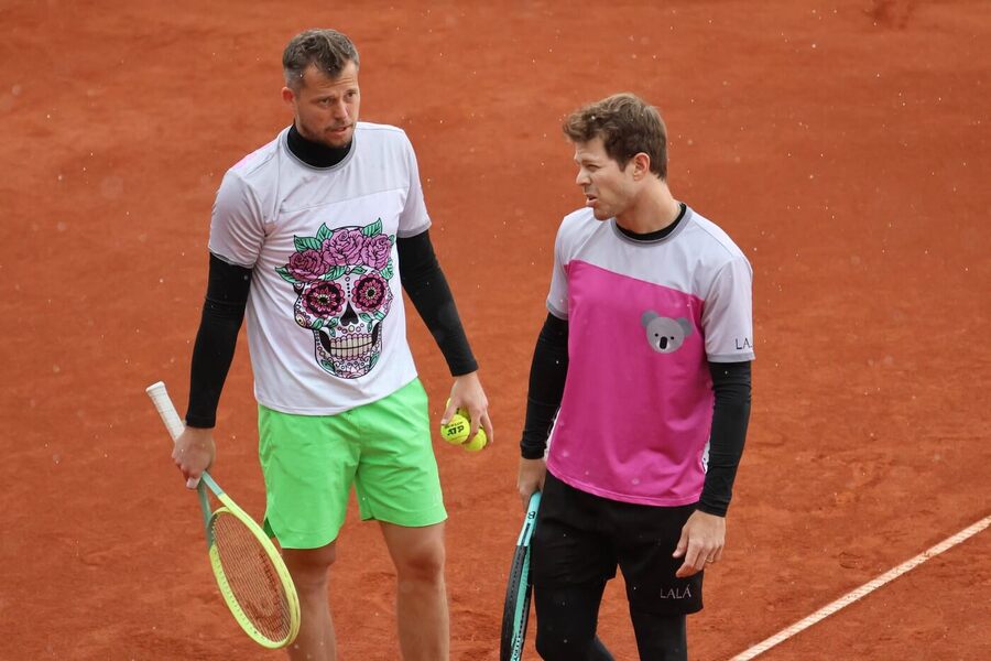 Tenis, ATP, Adam Pavlásek a Ariel Behar během turnaje v Mnichově, Německo