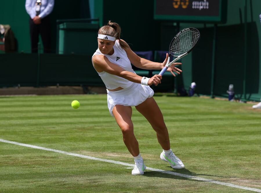 Tenis, WTA, Karolína Muchová během Wimbledonu v Londýně