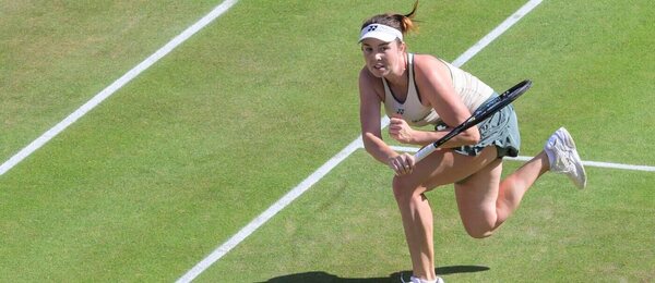 Linda Nosková během osmifinále travnatého turnaje v Berlíně 2024, dnes se zapojí do 1. kola Wimbledonu