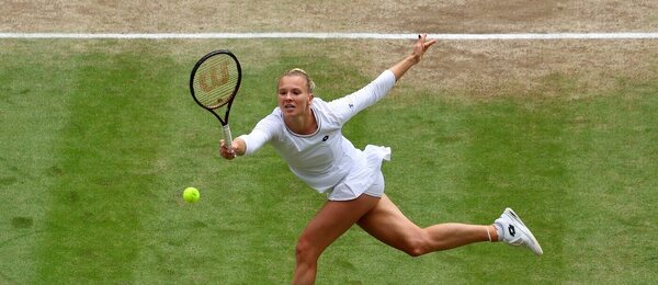 Kateřina Siniaková ve vítězném semifinále, dnes si zahraje finále čtyřhry na Wimbledonu 2024