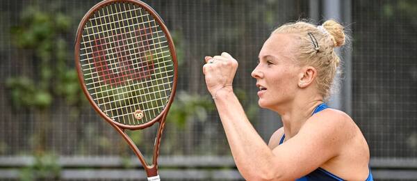 Tenis, WTA, Kateřina Siniaková se raduje z vítězství na turnaji Prague Open