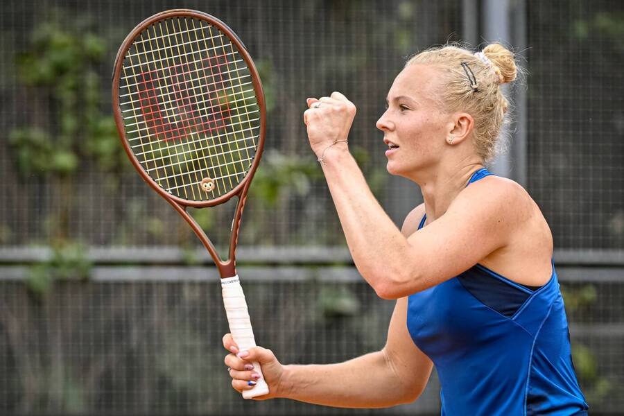 Tenis, WTA, Kateřina Siniaková se raduje z vítězství na turnaji Prague Open