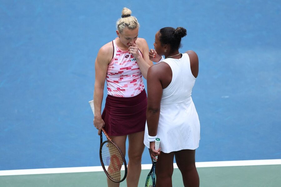 Tenis, WTA, Kateřina Siniaková s Taylor Townsend během US Open, New York