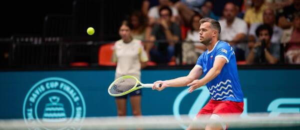 Tenis, ATP, Adam Pavlásek během utkání Davis Cupu proti Španělsku