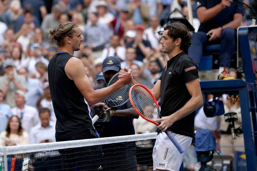 Tenis, Alexander Zverev a Taylor Fritz po čtvrtfinále US Open 2024; dnes Zverev a Fritz hrají semifinále Turnaje mistrů