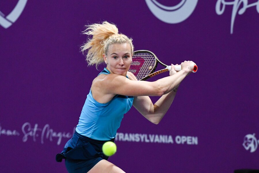 WTA Kluž 2025, Kateřina Siniaková ve vítězném osmifinále, dnes si zahraje semifinále proti Bronzetti